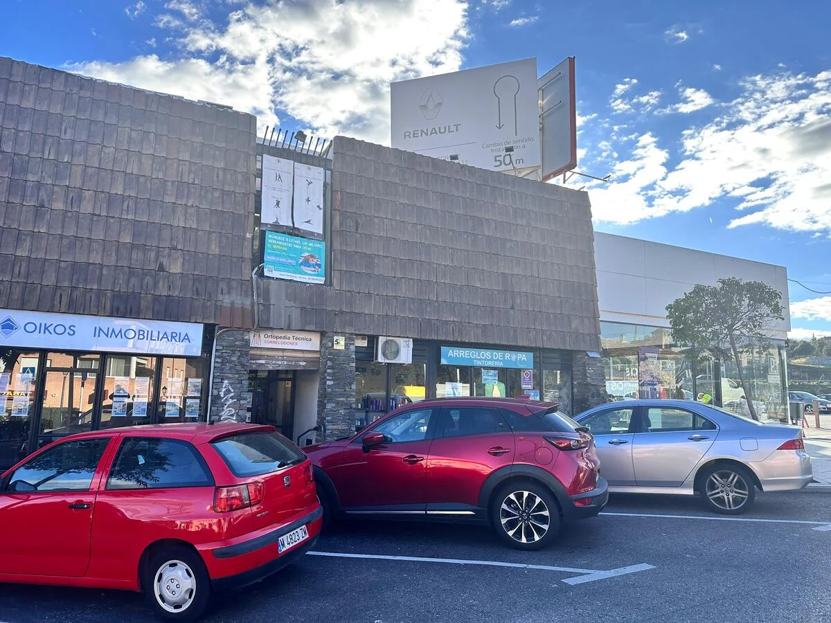 exterior edificio ortopedia torrelodones